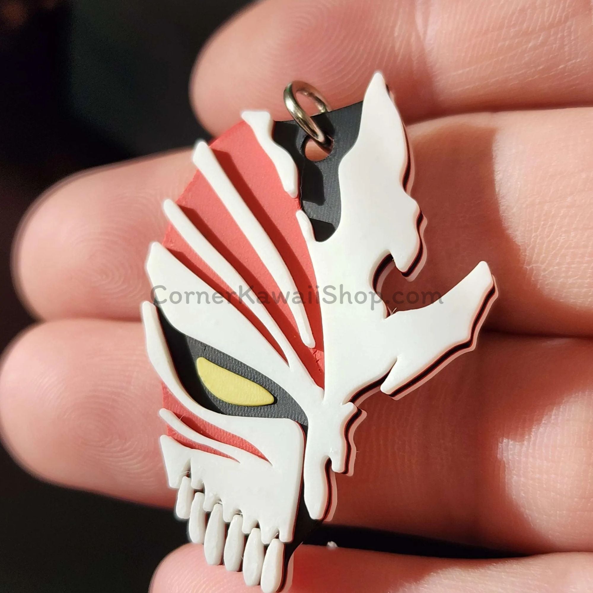 Ichigo's Hollow Mask Double-Sided Keychain – Anime-Inspired Collectible