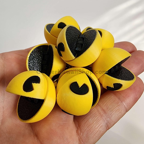 Pac-Man Keychain – Classic Arcade Fidget with Movable Jaw