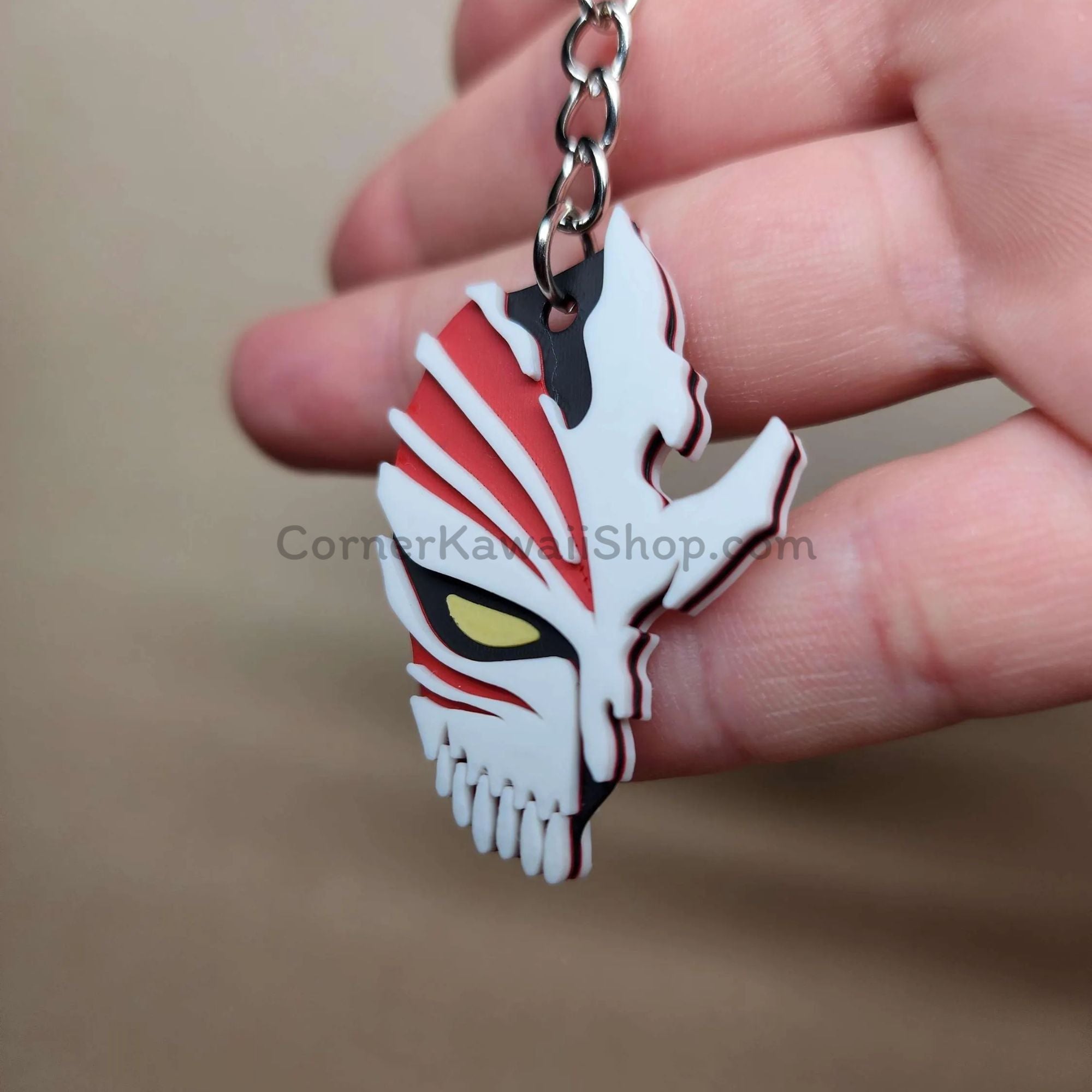 Ichigo's Hollow Mask Double-Sided Keychain – Anime-Inspired Collectible