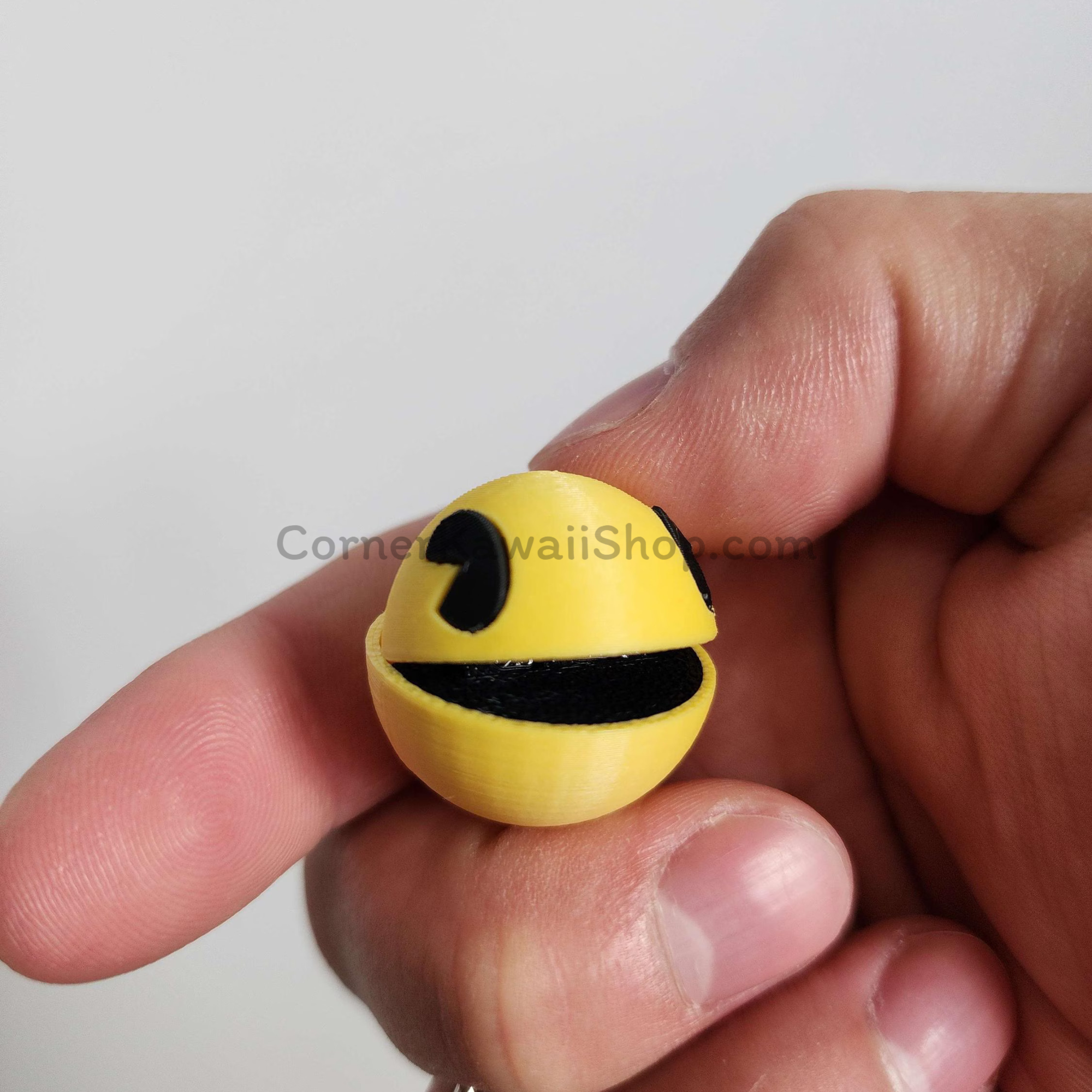 Pac-Man Keychain – Classic Arcade Fidget with Movable Jaw