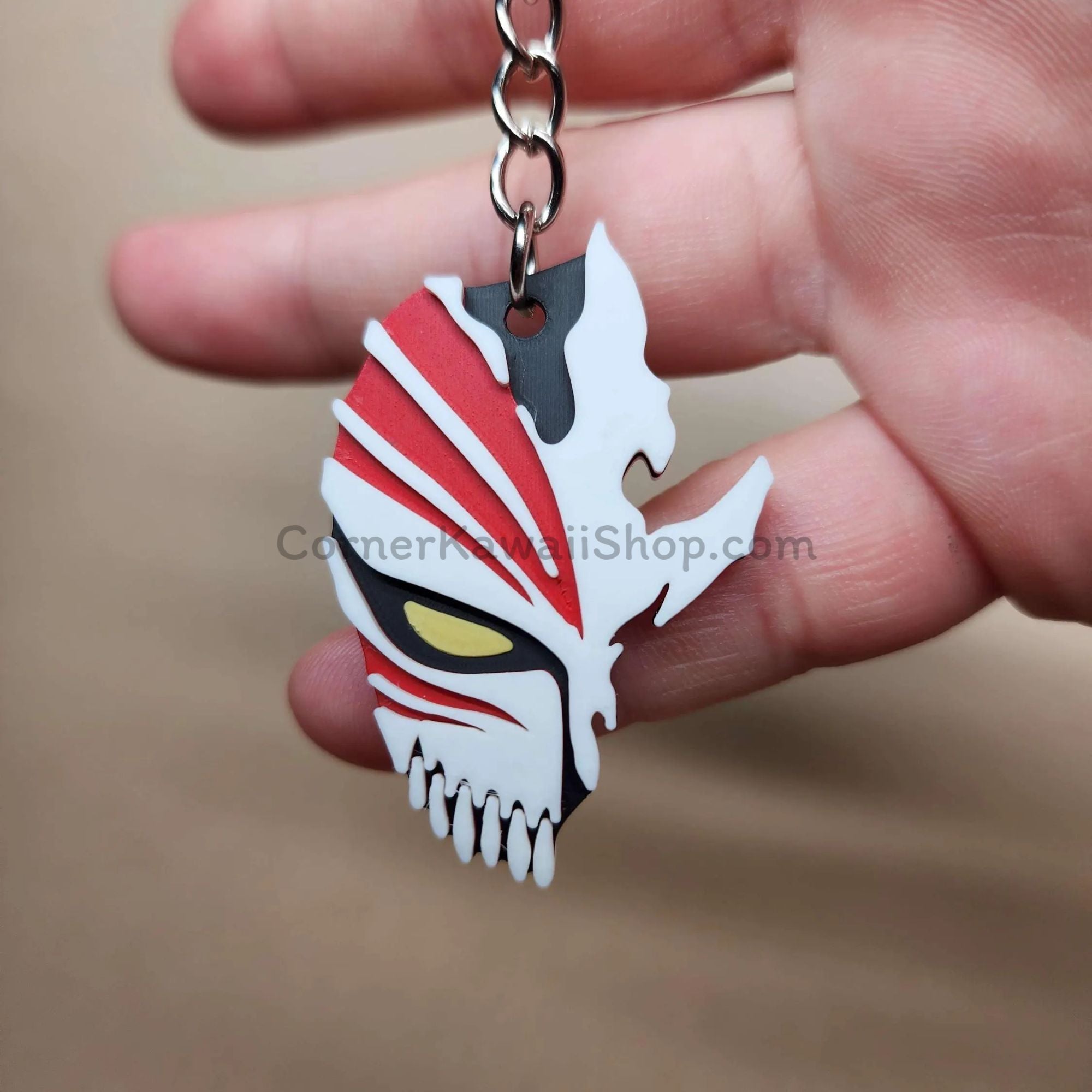 Ichigo's Hollow Mask Double-Sided Keychain – Anime-Inspired Collectible