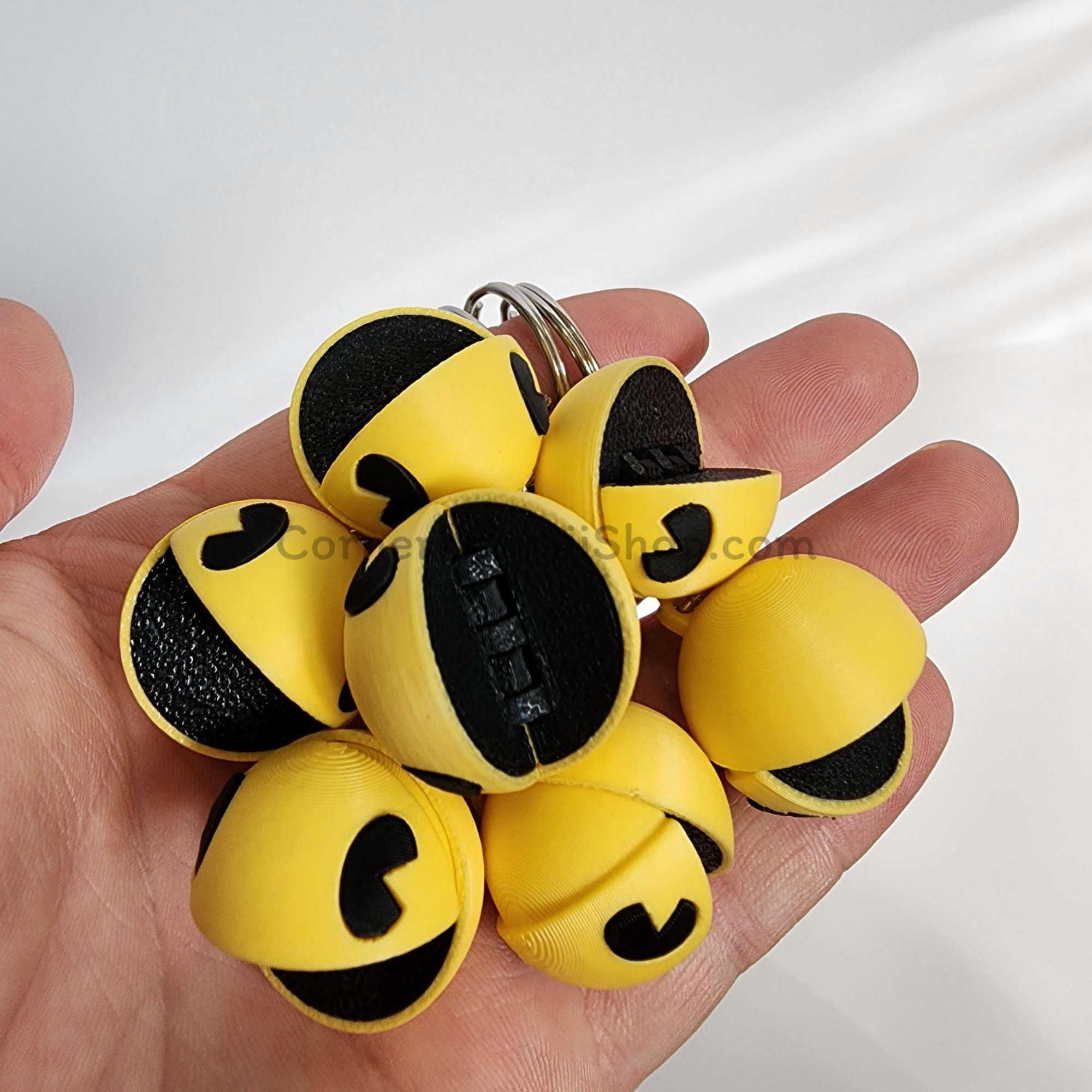 Pac-Man Keychain – Classic Arcade Fidget with Movable Jaw