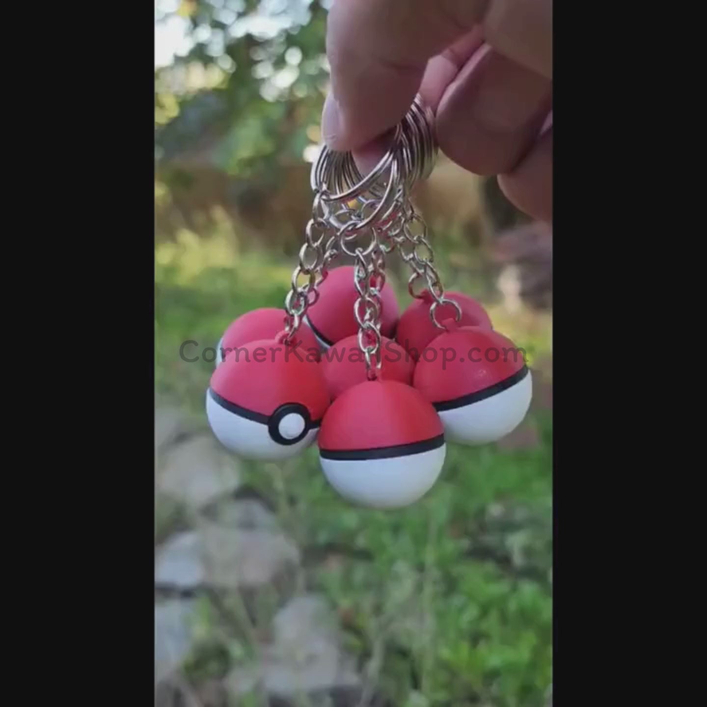 3D Poké Ball Keychain - 1 Inch